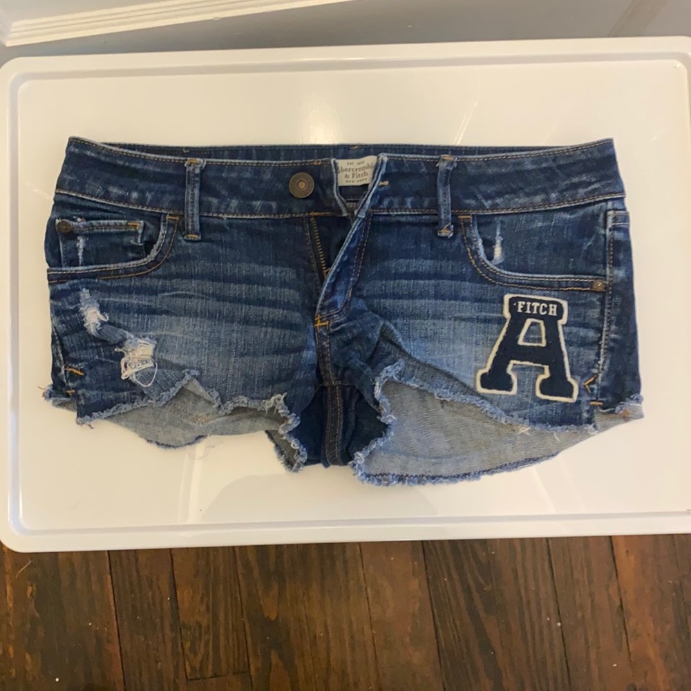 Jean shorts Abercrombie & Fitch
